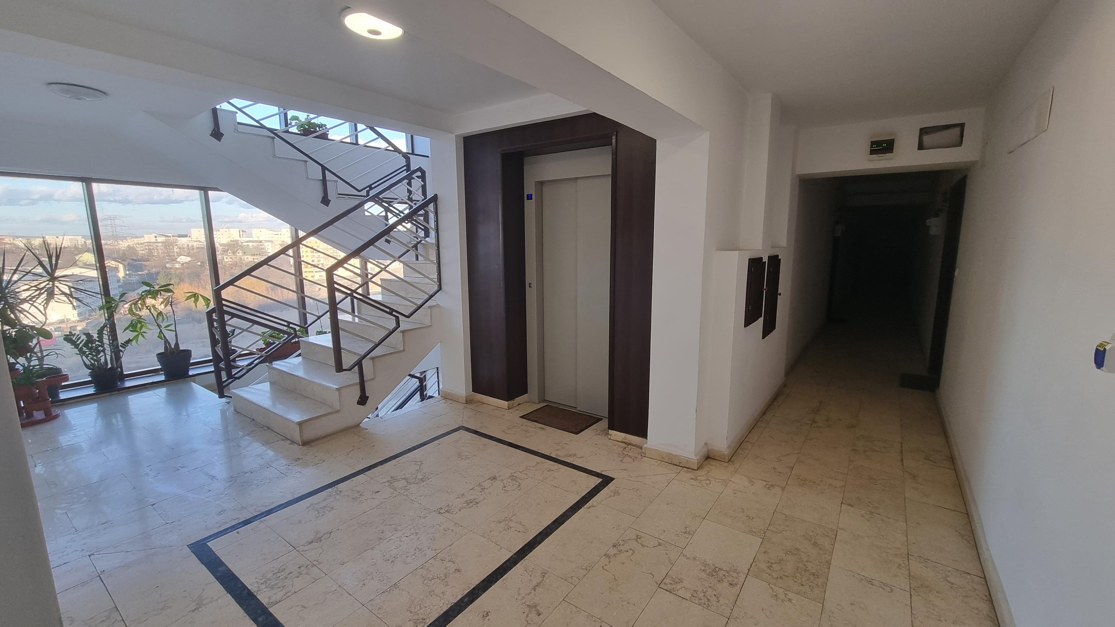 Apartament 3 camere de vânzare în Iaşi, Iaşi — imagine 4